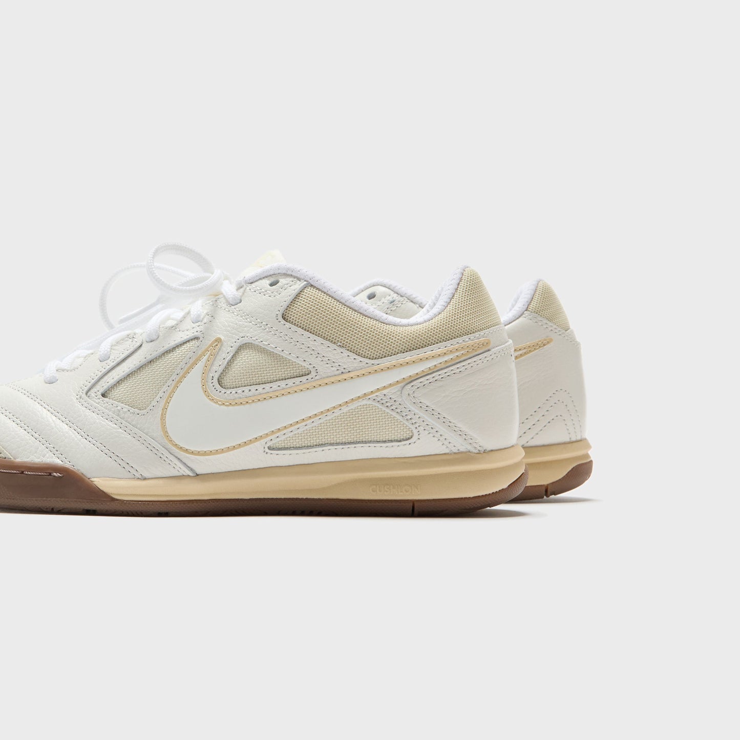 Men Kith Nike Gato - Sail / Light Khaki / White / Gum / Dark Brown