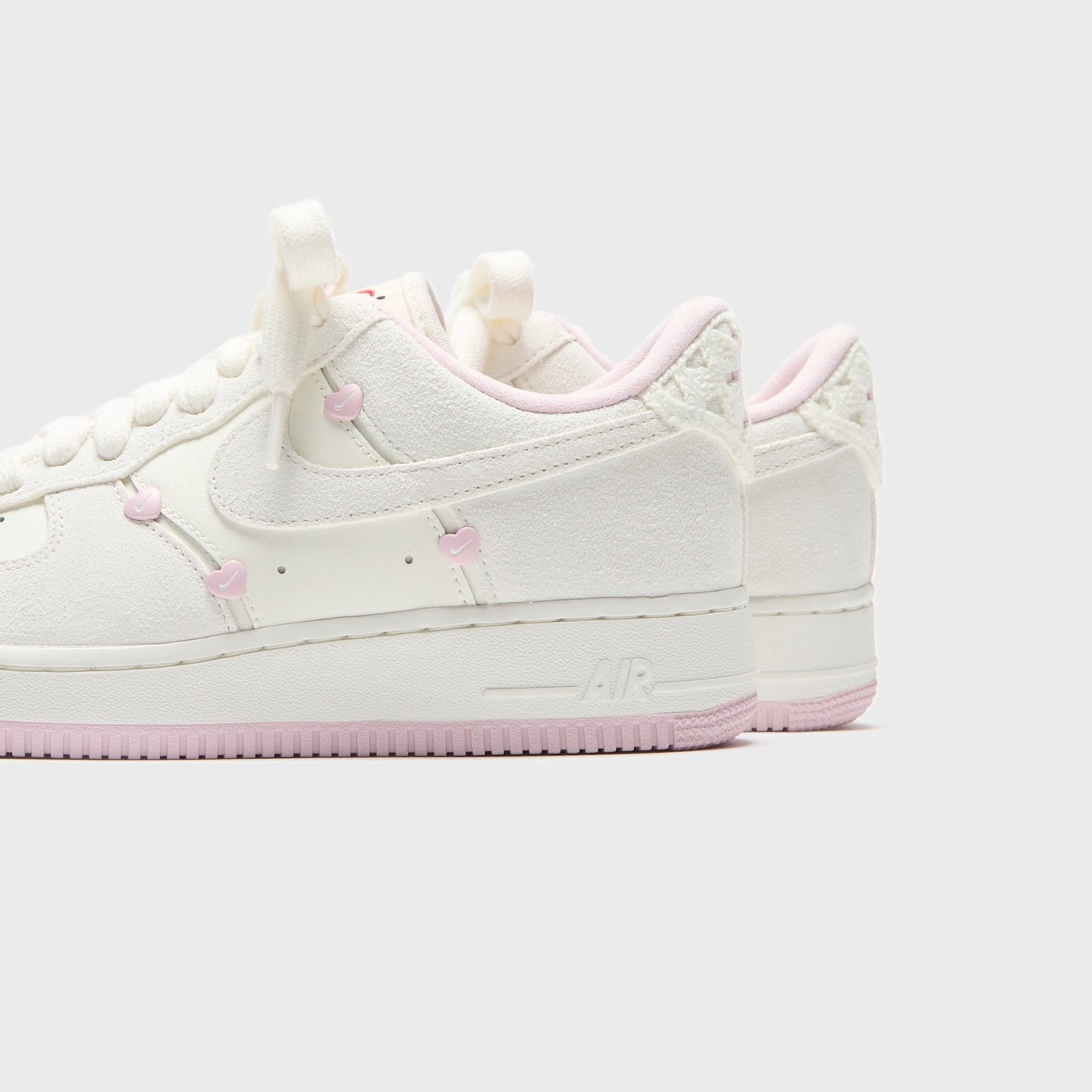 Women Kith Nike WMNS Air Force 1 '07 LX - Sail / Pink Foam
