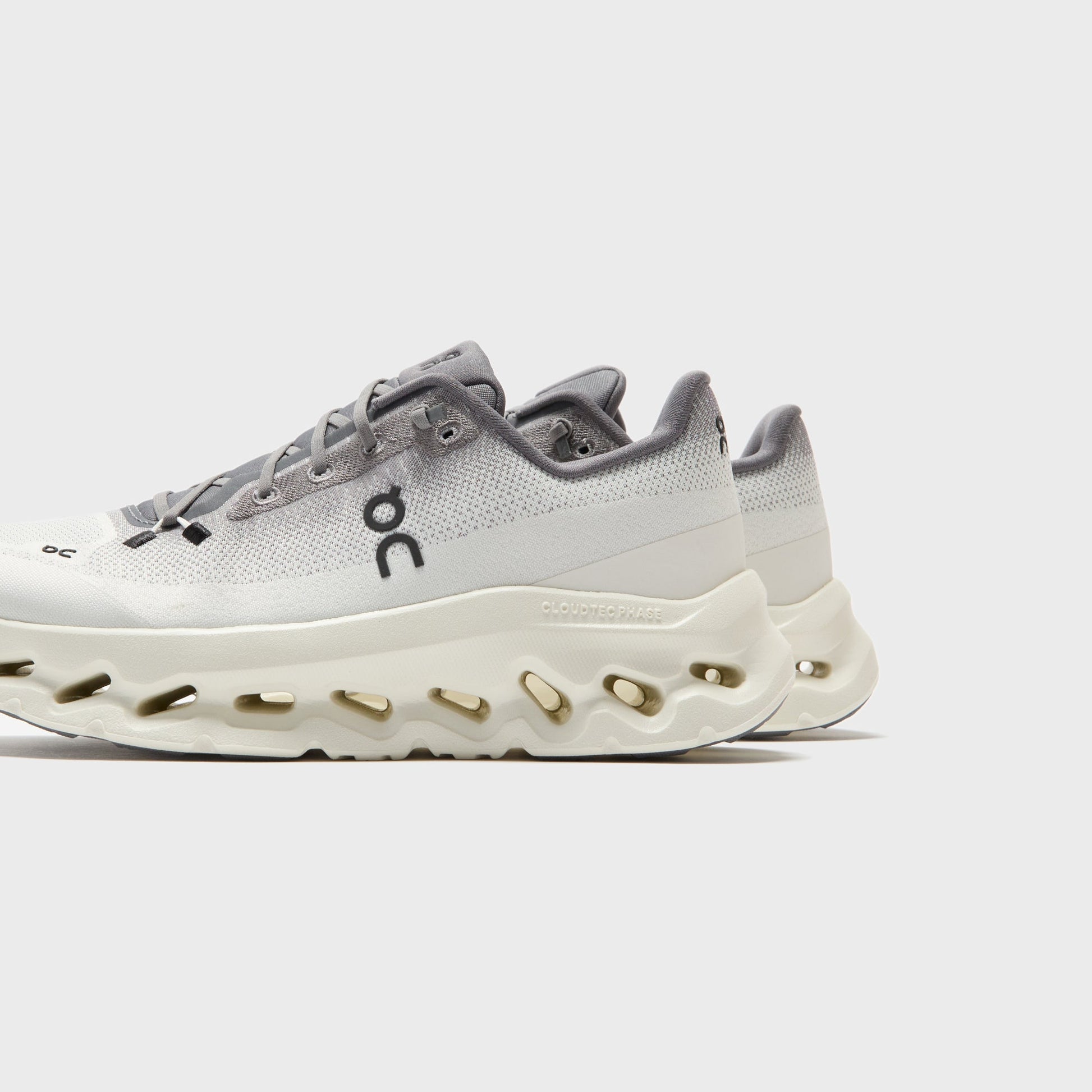 Men Kith On Running Cloudtilt - Rock / Ivory