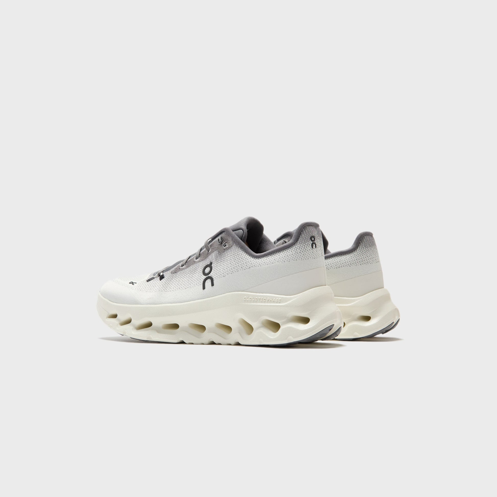 Men Kith On Running Cloudtilt - Rock / Ivory