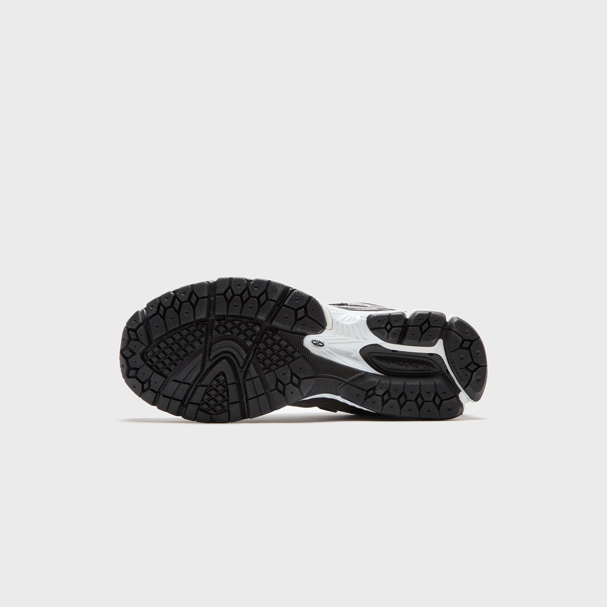 Men Kith New Balance 1906 - Black / Dark Silver Metallic