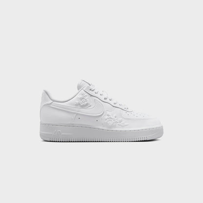 Women Kith Nike WMNS Air Force 1 '07 SE - White / White / White / Black