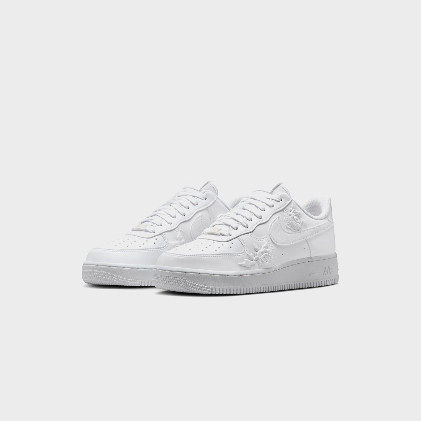 Women Kith Nike WMNS Air Force 1 '07 SE - White / White / White / Black