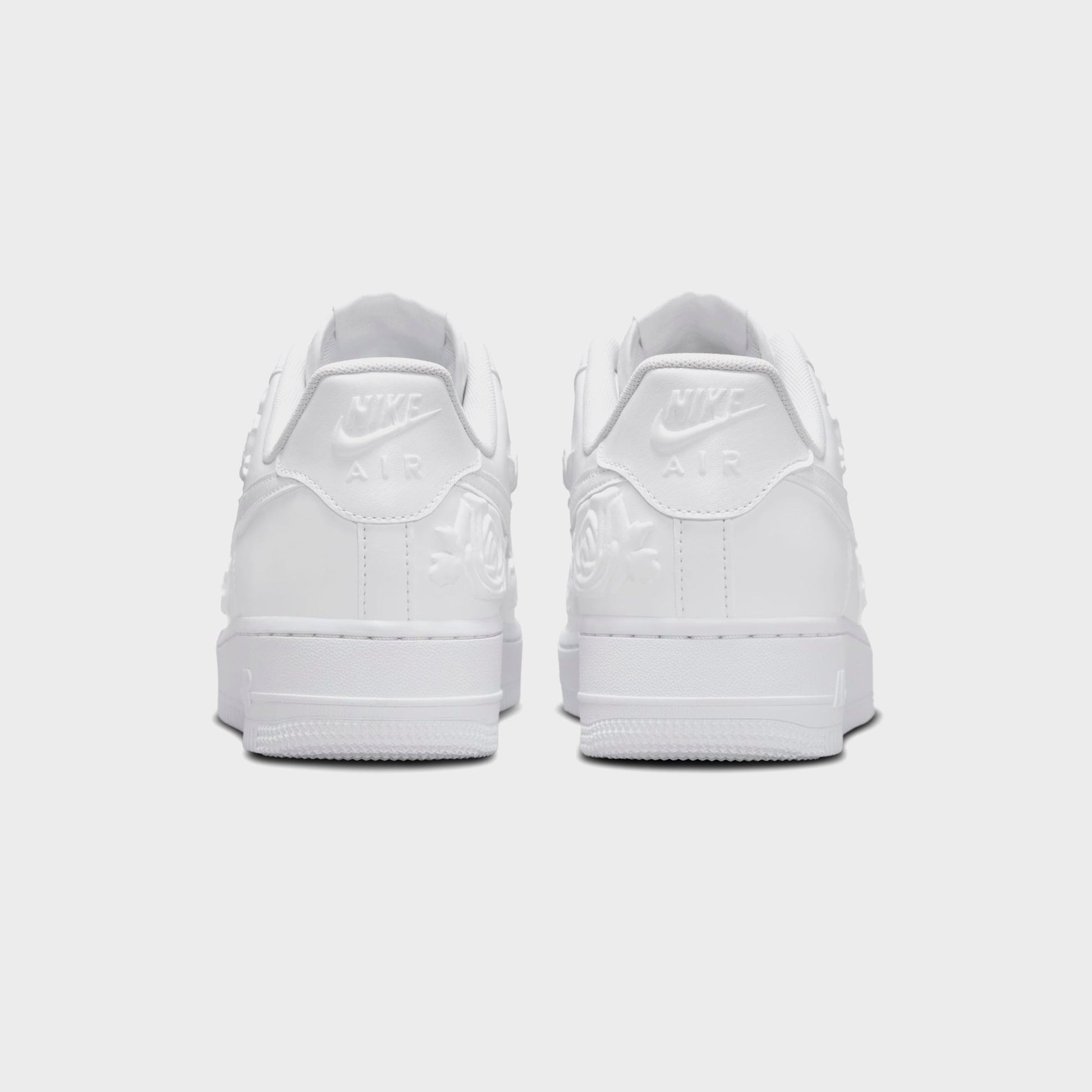 Women Kith Nike WMNS Air Force 1 '07 SE - White / White / White / Black