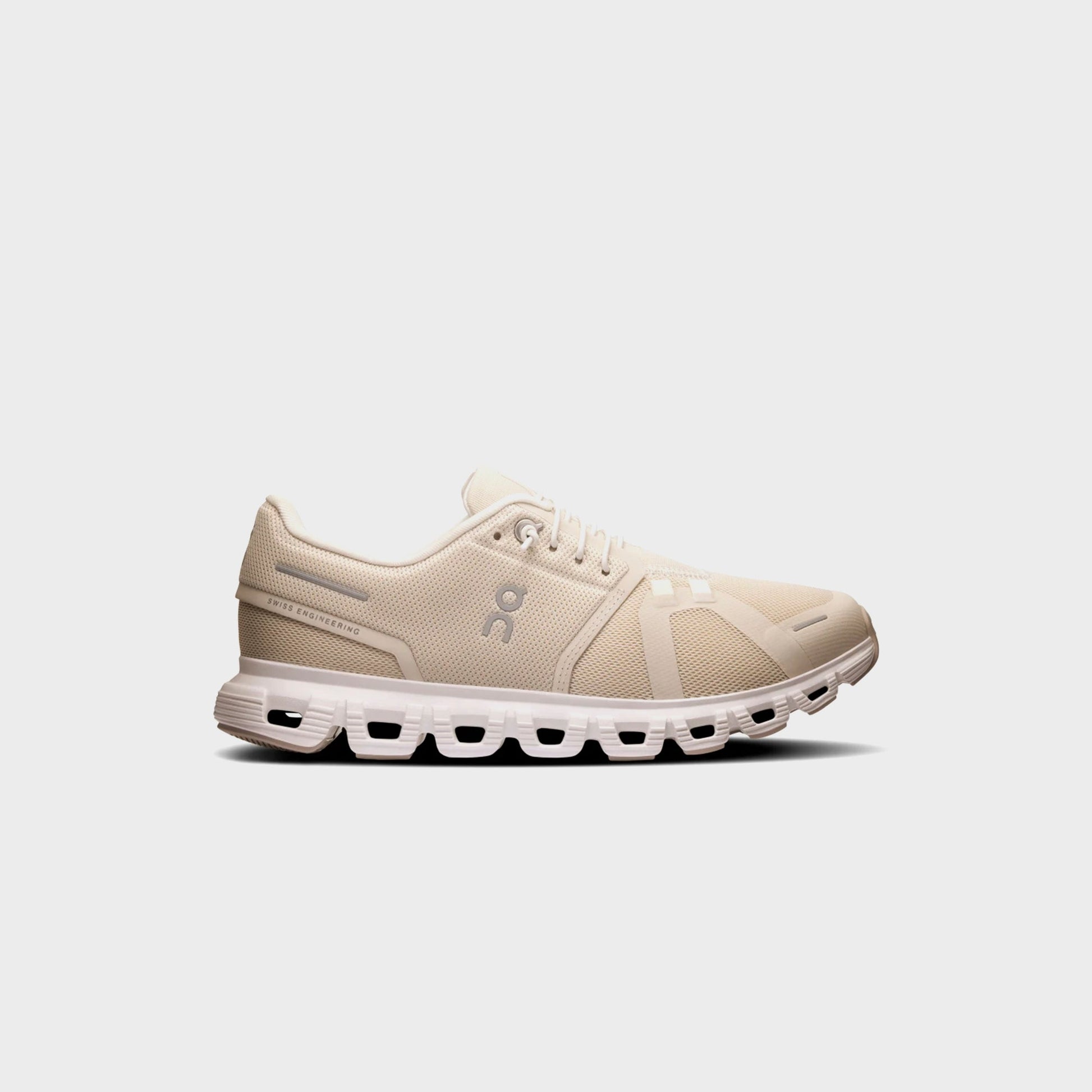 Women Kith On Running WMNS Cloud 6 - Pearl / White