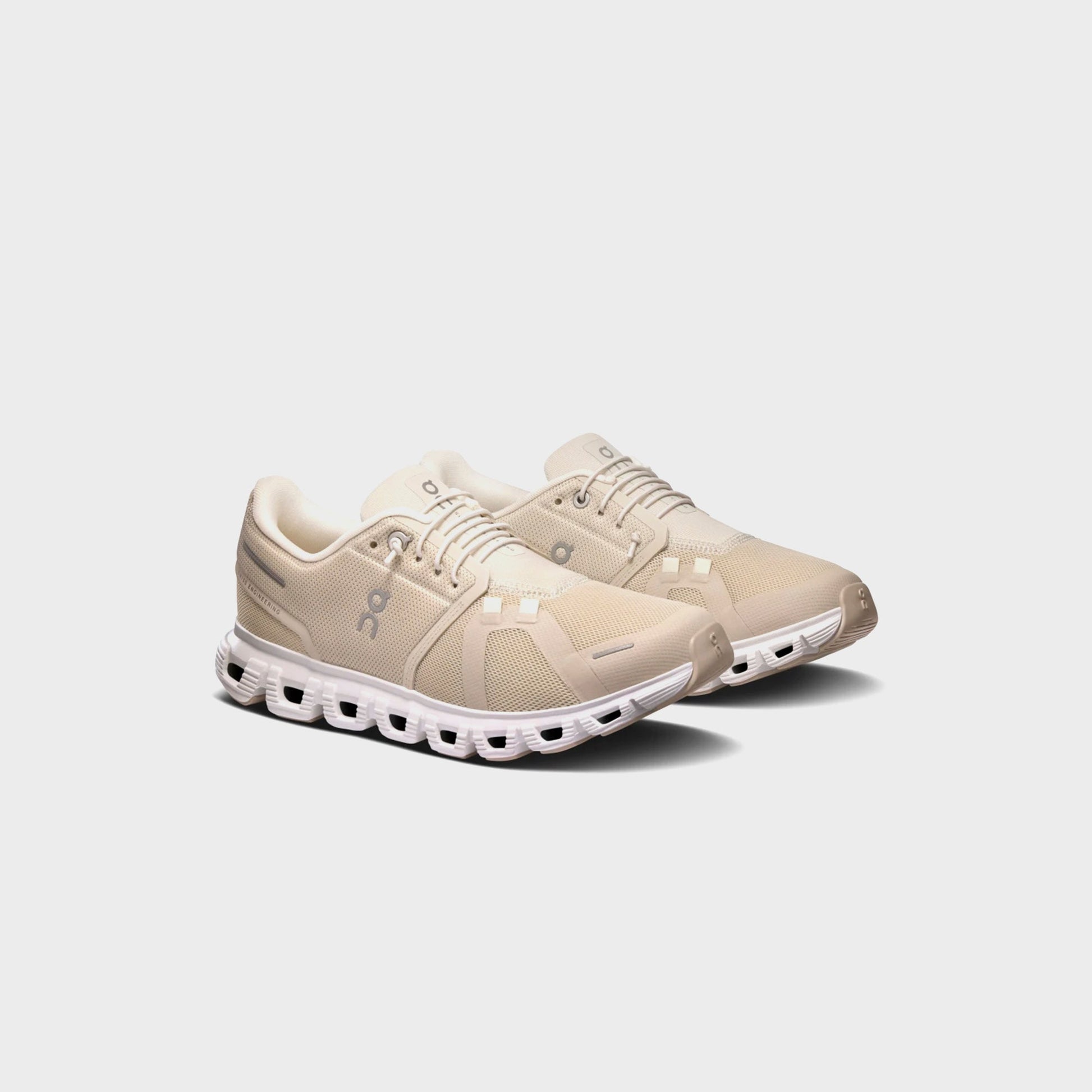 Women Kith On Running WMNS Cloud 6 - Pearl / White