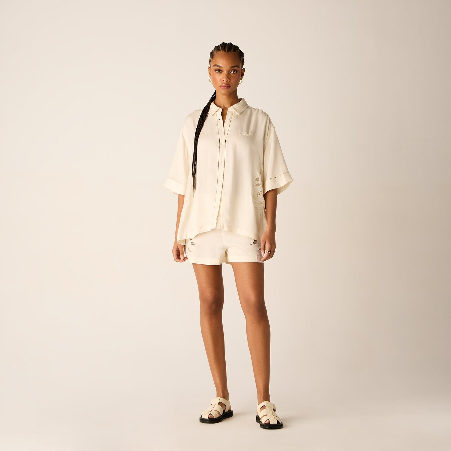 Women Kith Kith Women Thea II Broderie Crest Short - Waffle