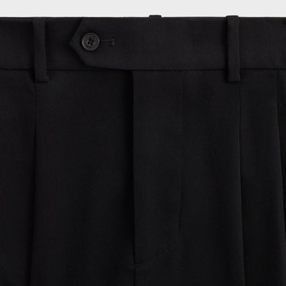Men Kith &Kin Kylan Pleated Trouser - Black