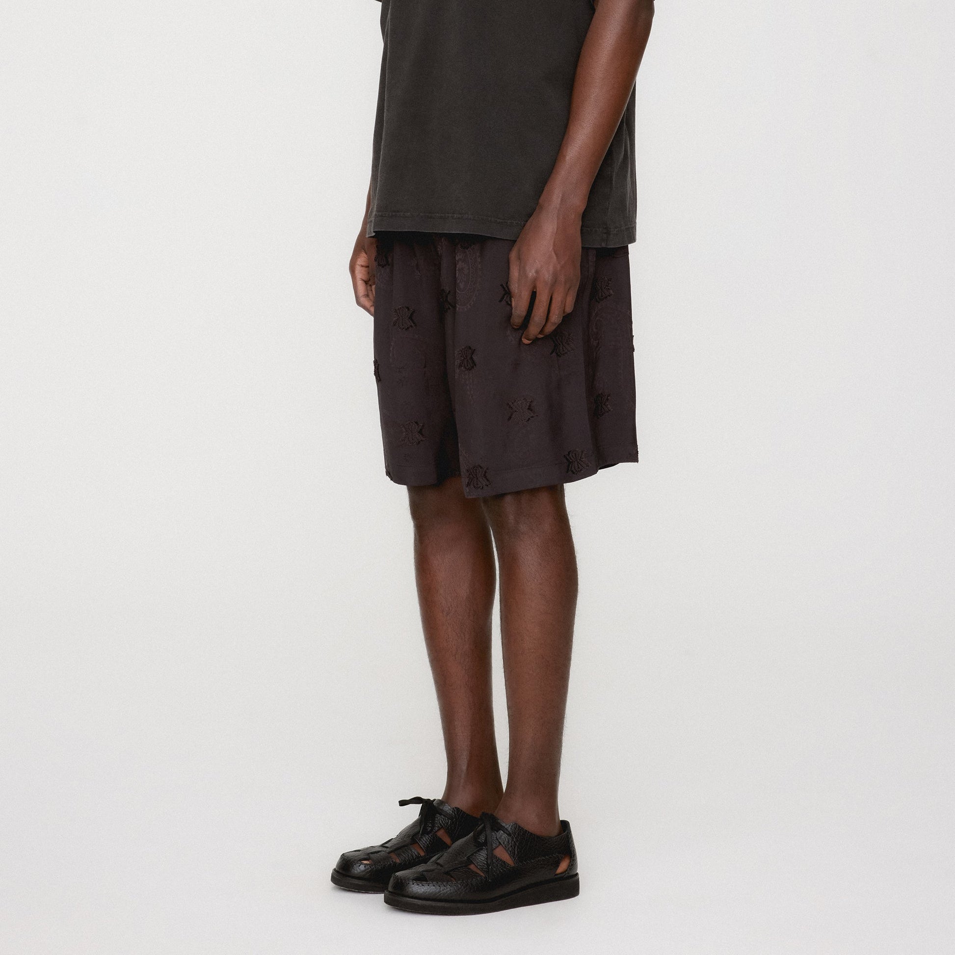 Men Kith Kith Lewis Short - Kindling