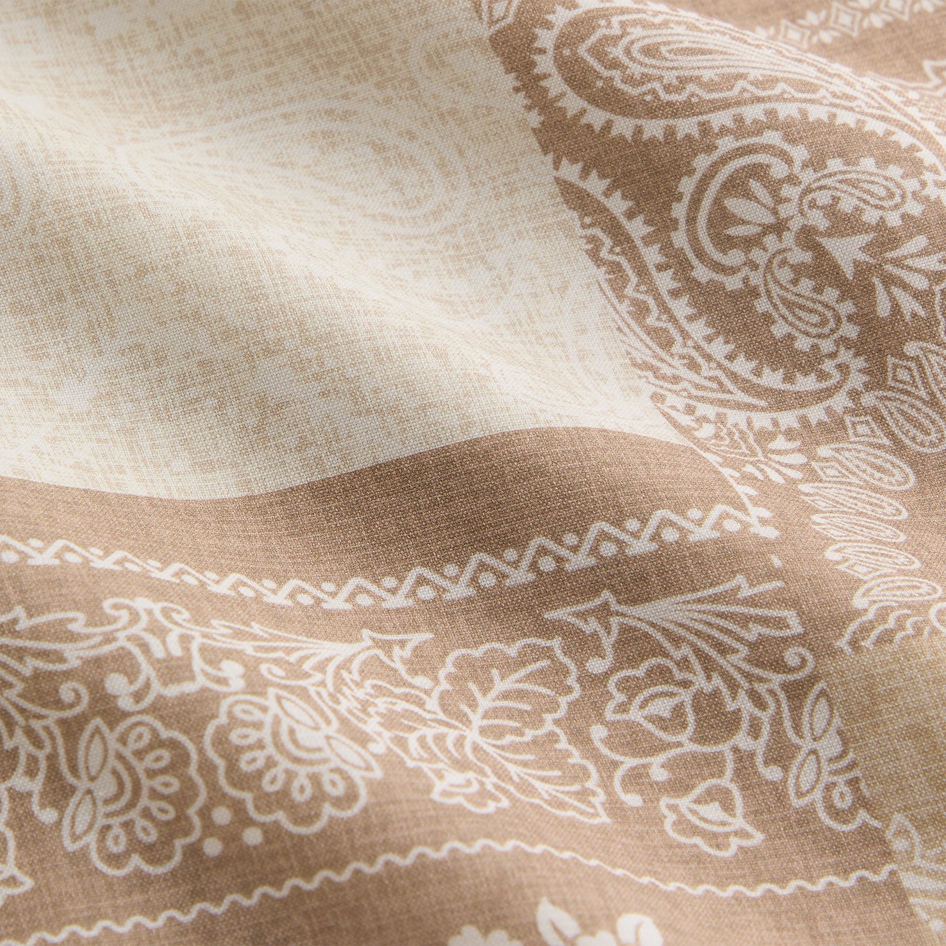 Men Kith Kith Silk Lyocell Bandana Reade Shirt - Canvas