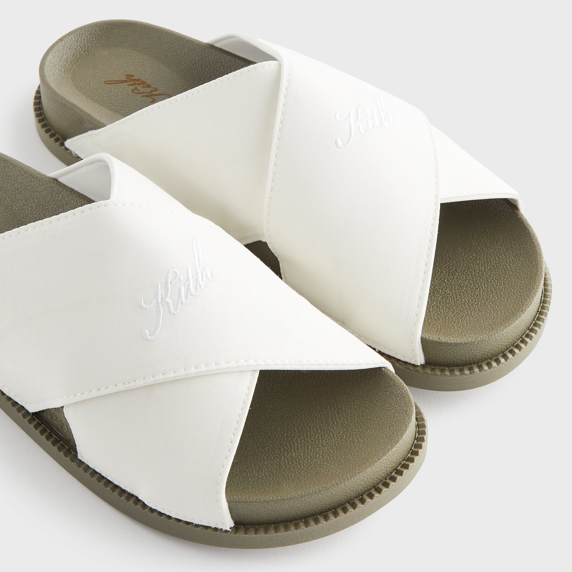 Women Kith Kith Women Criss Cross Slides - Silk