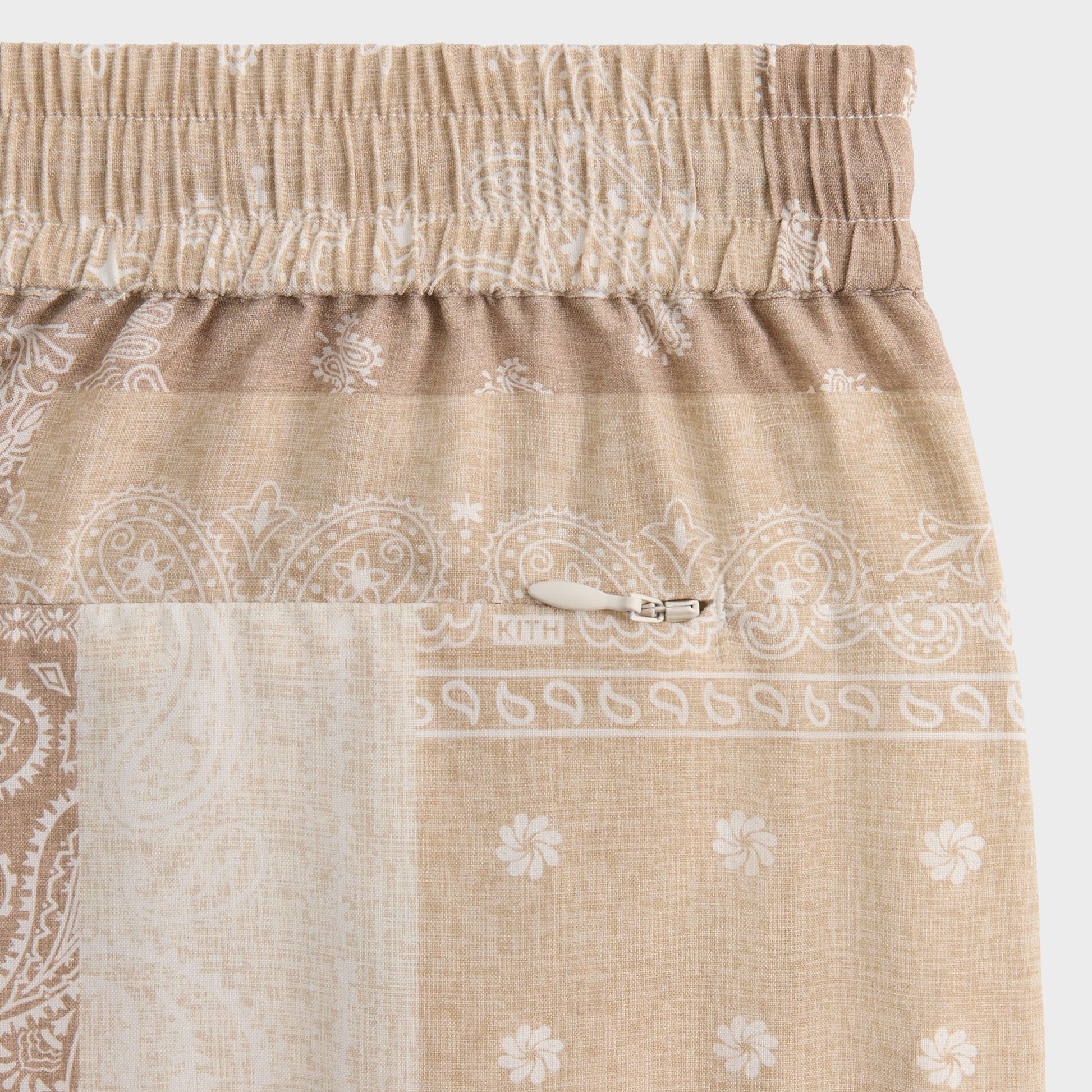 Men Kith Kith Silk Lyocell Bandana Cedar Short - Canvas