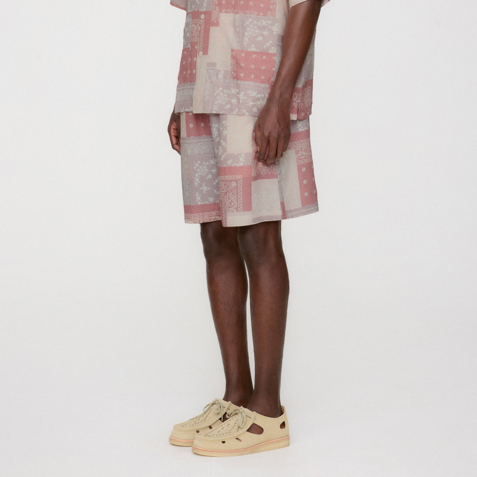 Men Kith Kith Silk Lyocell Bandana Cedar Short - Pink Opal