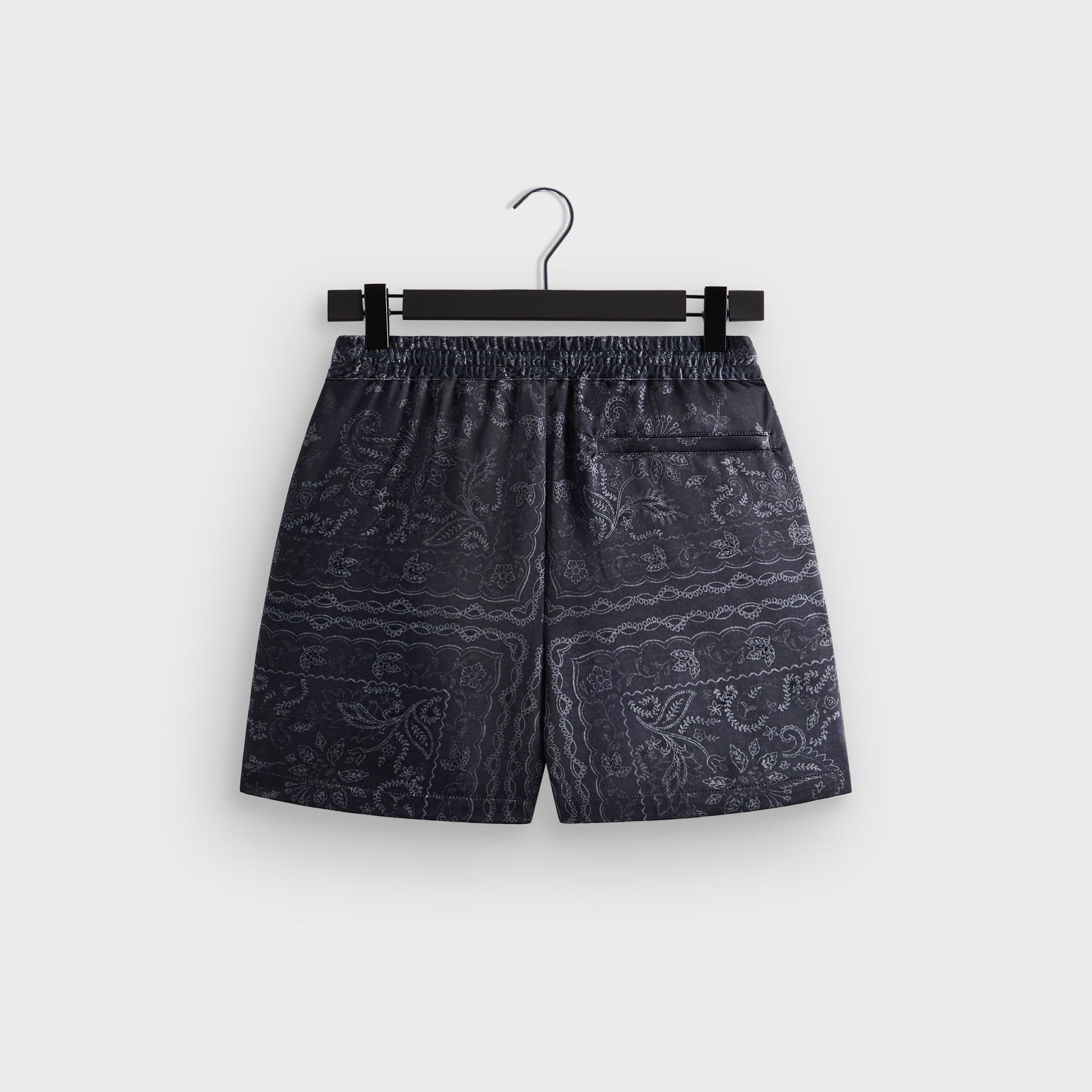 Men Kith Kith Panelled Bandana Active Short - Black