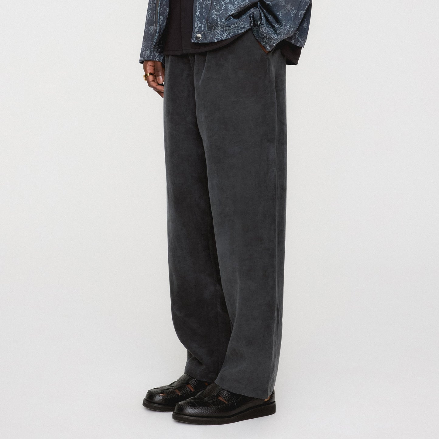 Men Kith Kith Cupro Linen Grayson Pant - Black