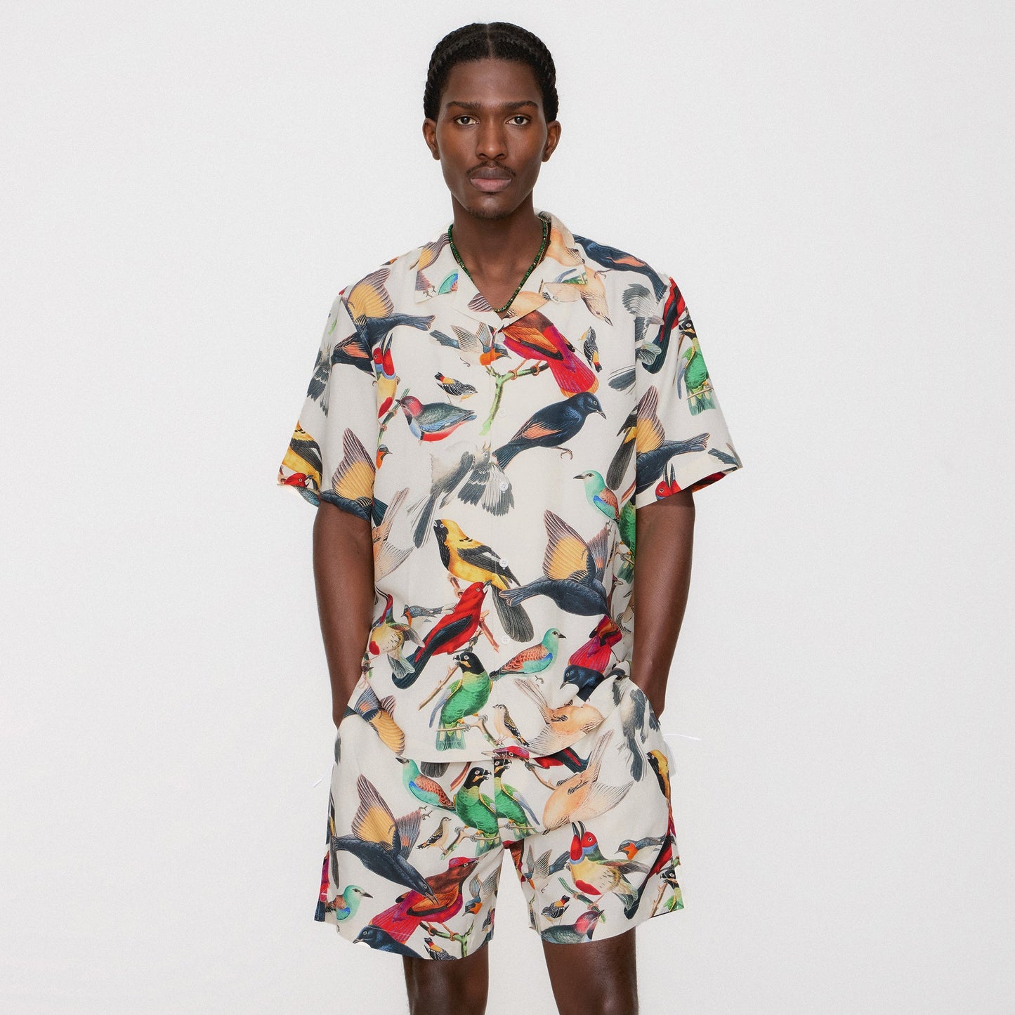 Men Kith &Kin Tropical Bird Active Short - Sandrift