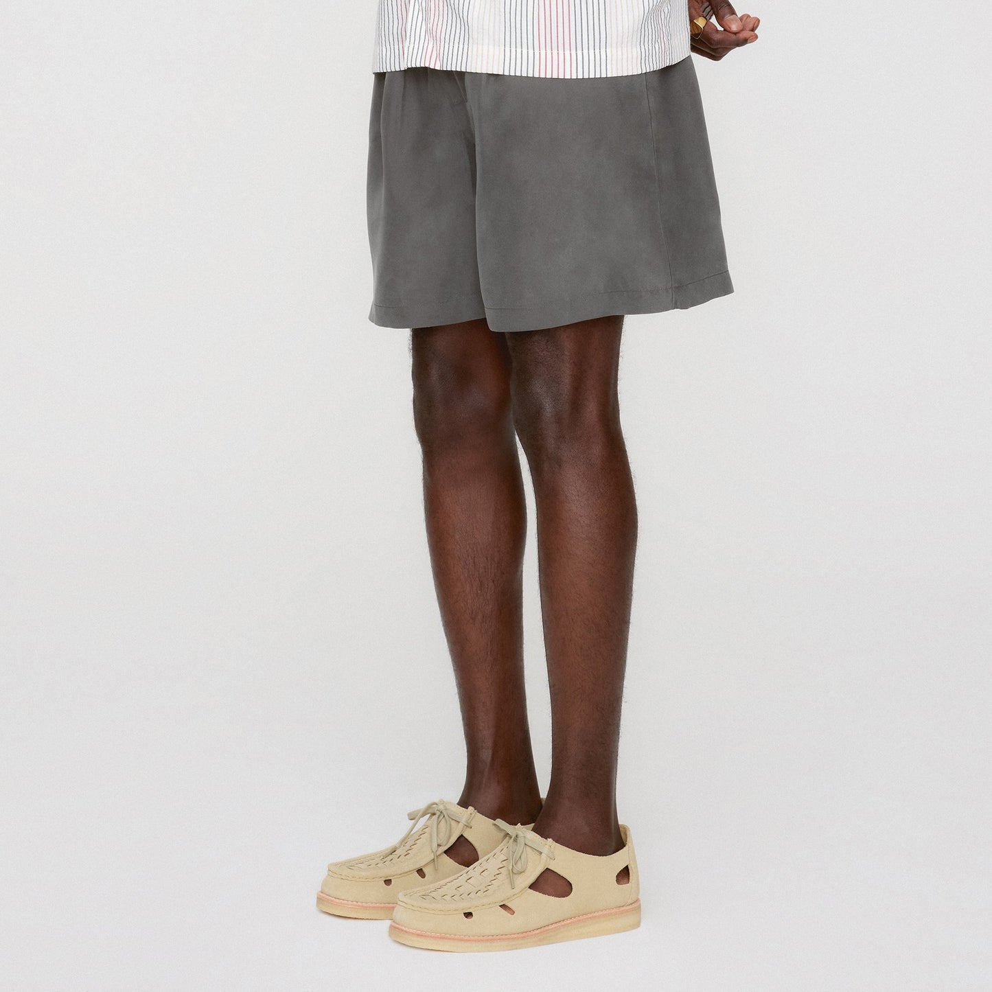 Men Kith &Kin Silk Habotai Cedar Short - Somber