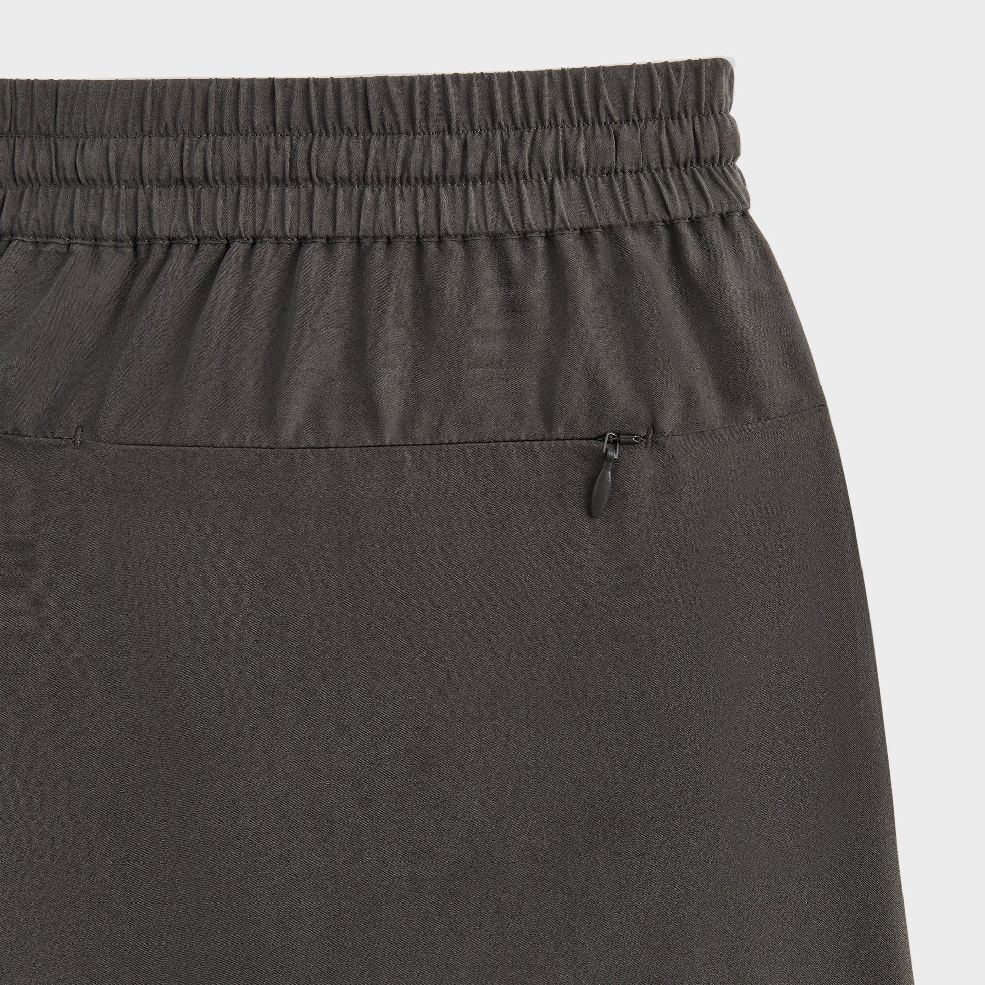 Men Kith &Kin Silk Habotai Cedar Short - Somber