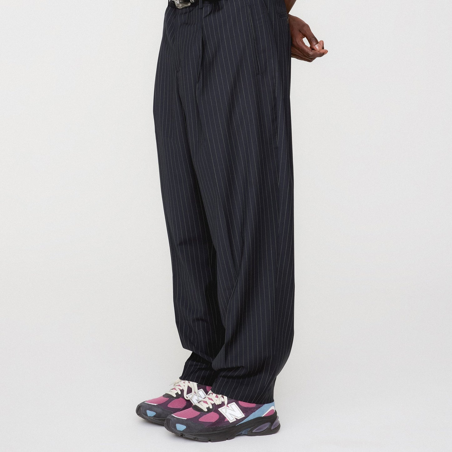 Men Kith &Kin Tropical Wool Han Trouser - Admiral