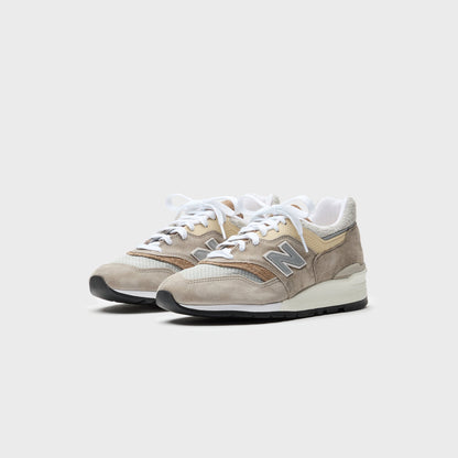 Men Kith New Balance Made in USA 997 - Light Mushroom / Mirage Gray