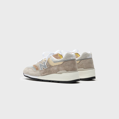 Men Kith New Balance Made in USA 997 - Light Mushroom / Mirage Gray