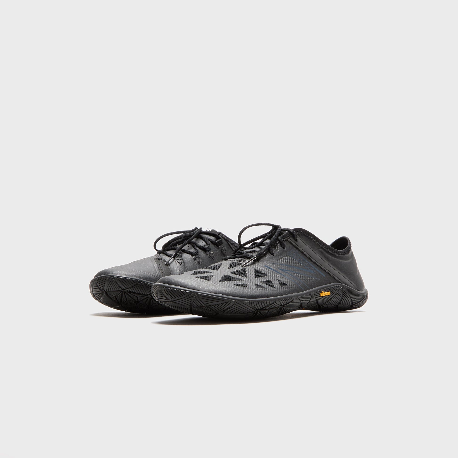 Men Kith Junya Watanabe MAN x New Balance Minimus UX200 - Black