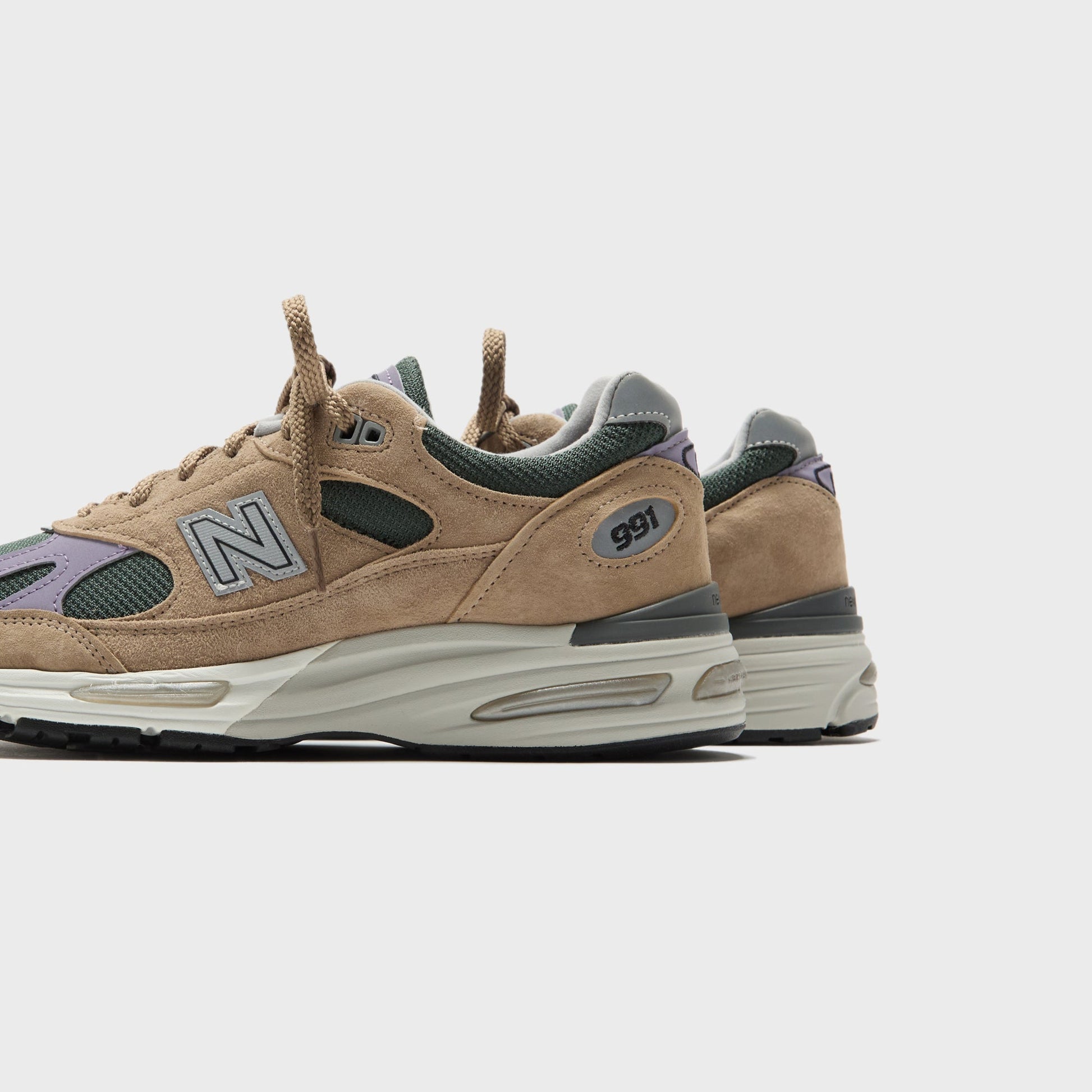 Men Kith New Balance Made in UK 991v2 - Cement