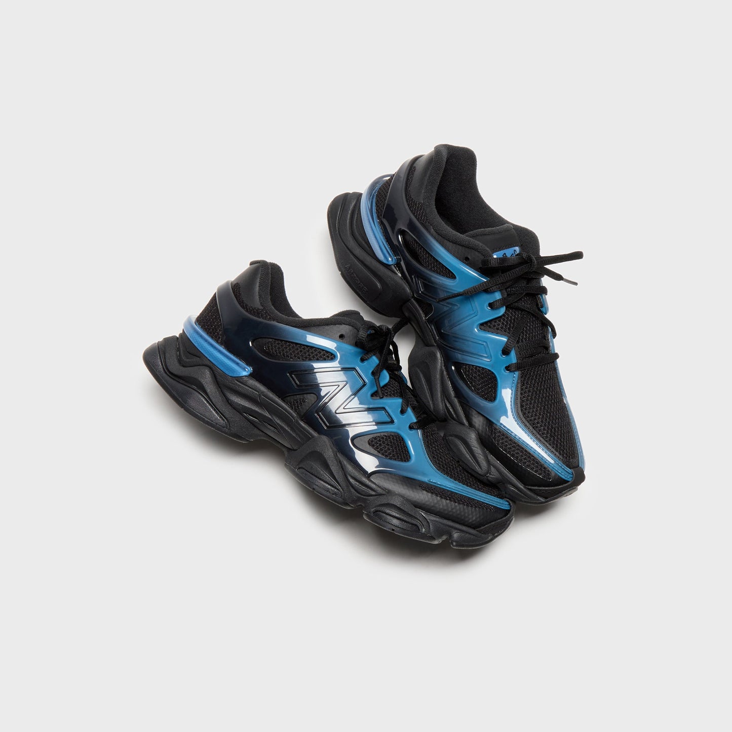 Men Kith New Balance 9060 - Navy Blue / Black