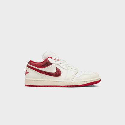 Women Kith Nike Air Jordan 1 Low Se - Sail / Varsity Red / Team Red