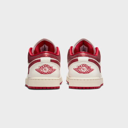 Women Kith Nike Air Jordan 1 Low Se - Sail / Varsity Red / Team Red