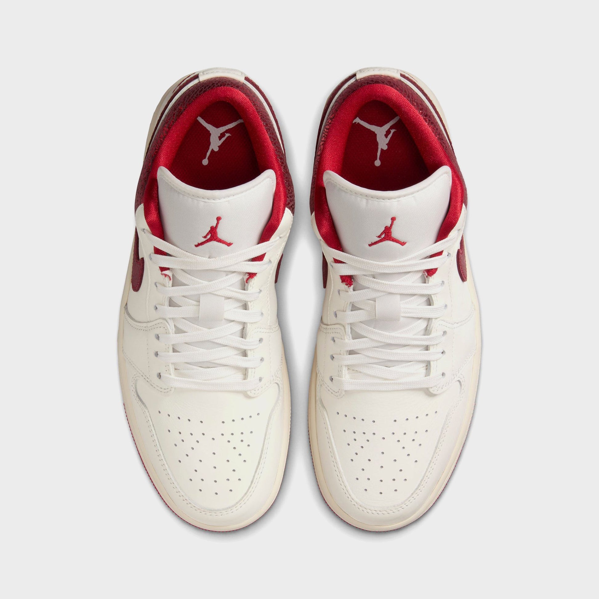 Women Kith Nike Air Jordan 1 Low Se - Sail / Varsity Red / Team Red