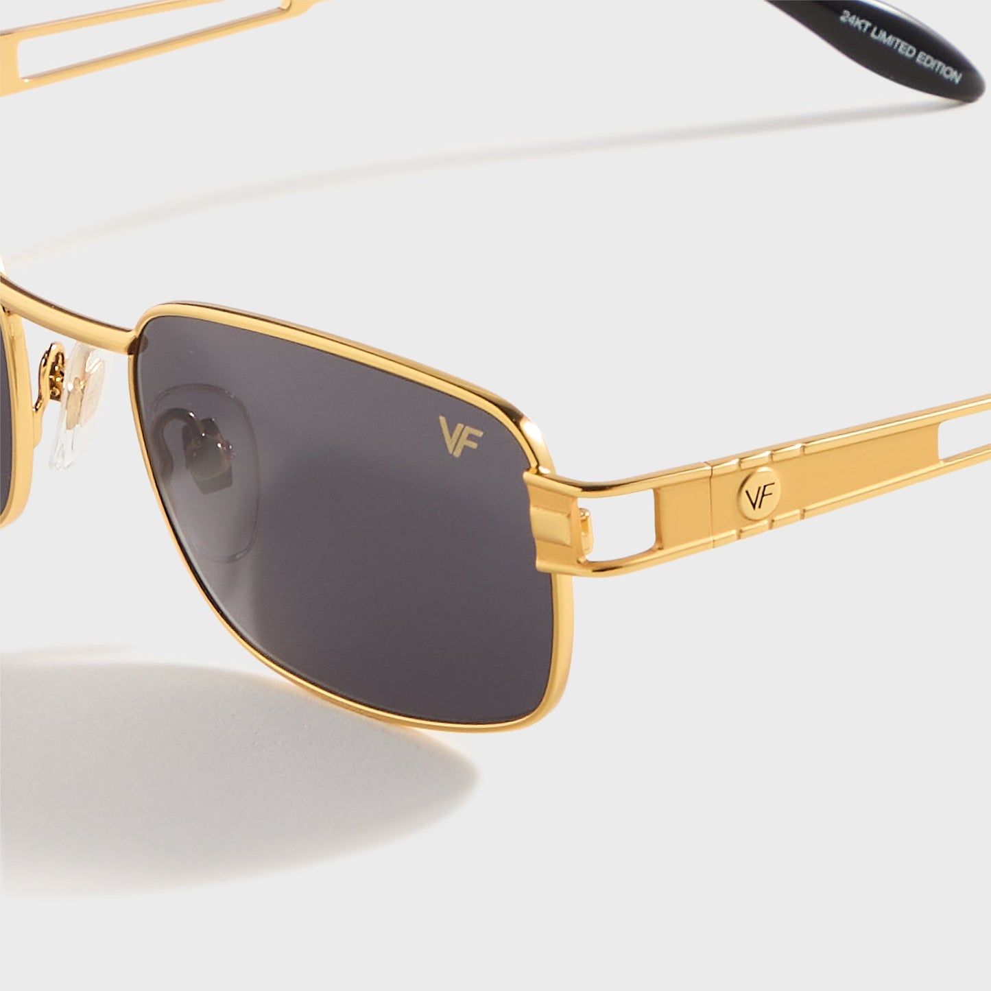 Men Kith Vintage Frames Dime 24KT - Yellow Gold / Black