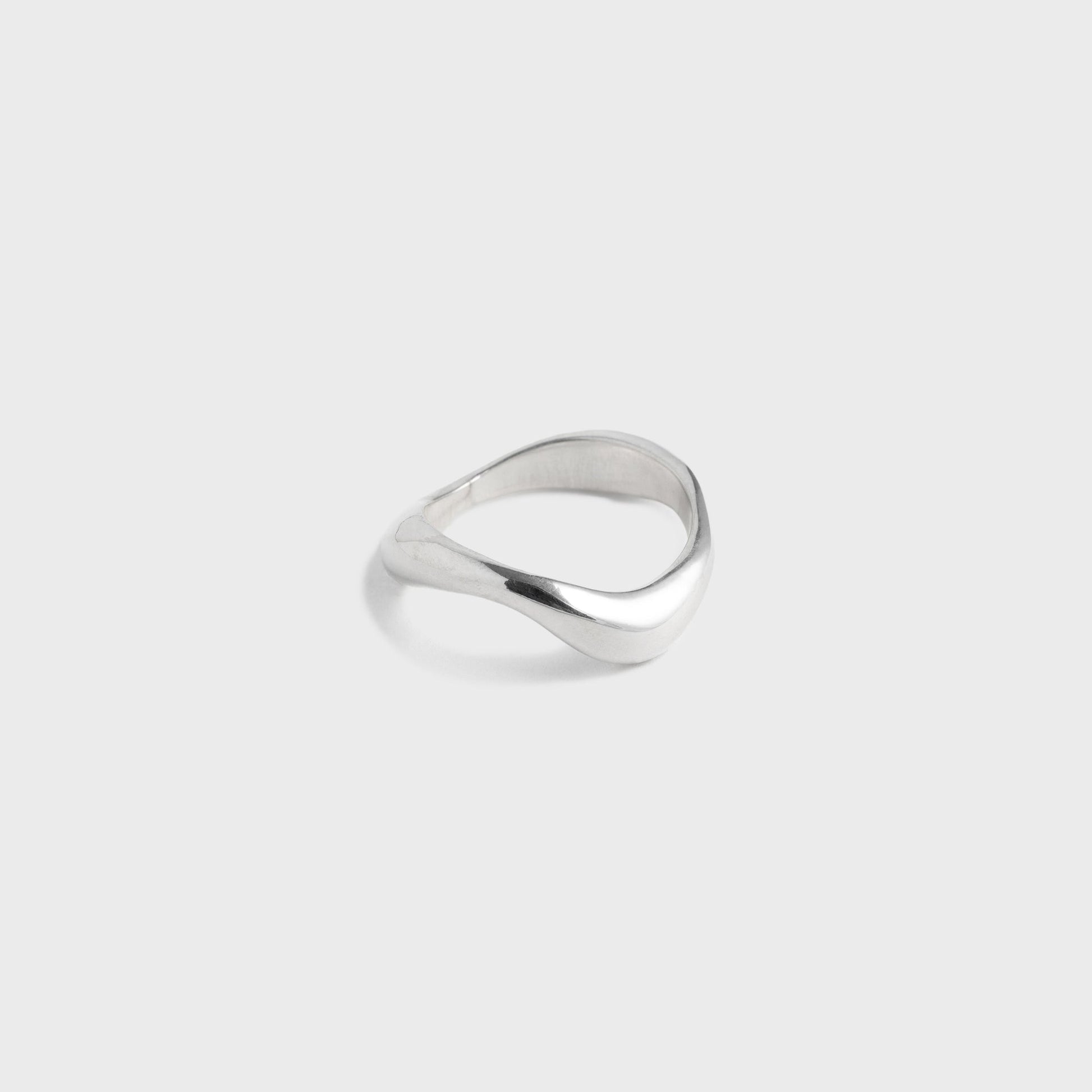 Women Kith Faris River Ring - Silver