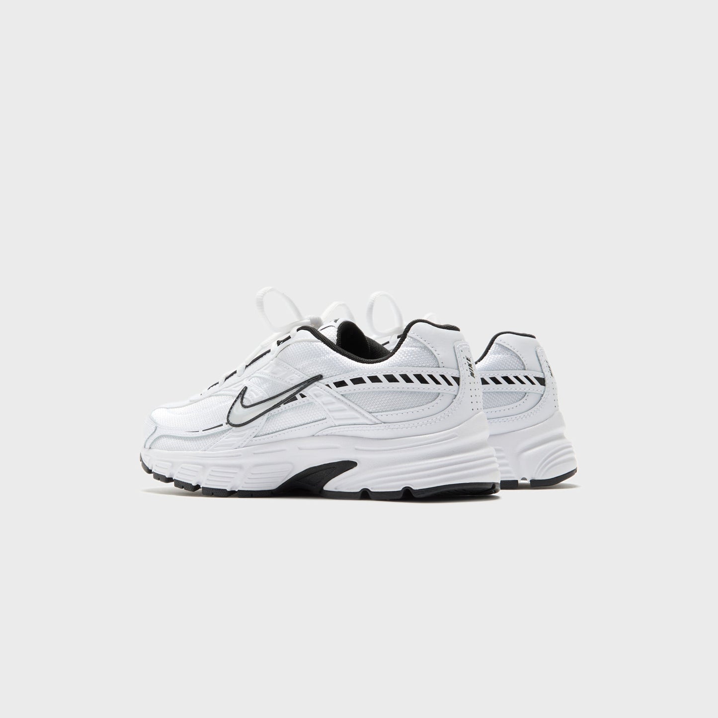 Women Kith Nike WMNS Initiator Cn - White / Black / Metallic Silver