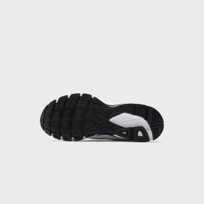Women Kith Nike WMNS Initiator Cn - White / Black / Metallic Silver