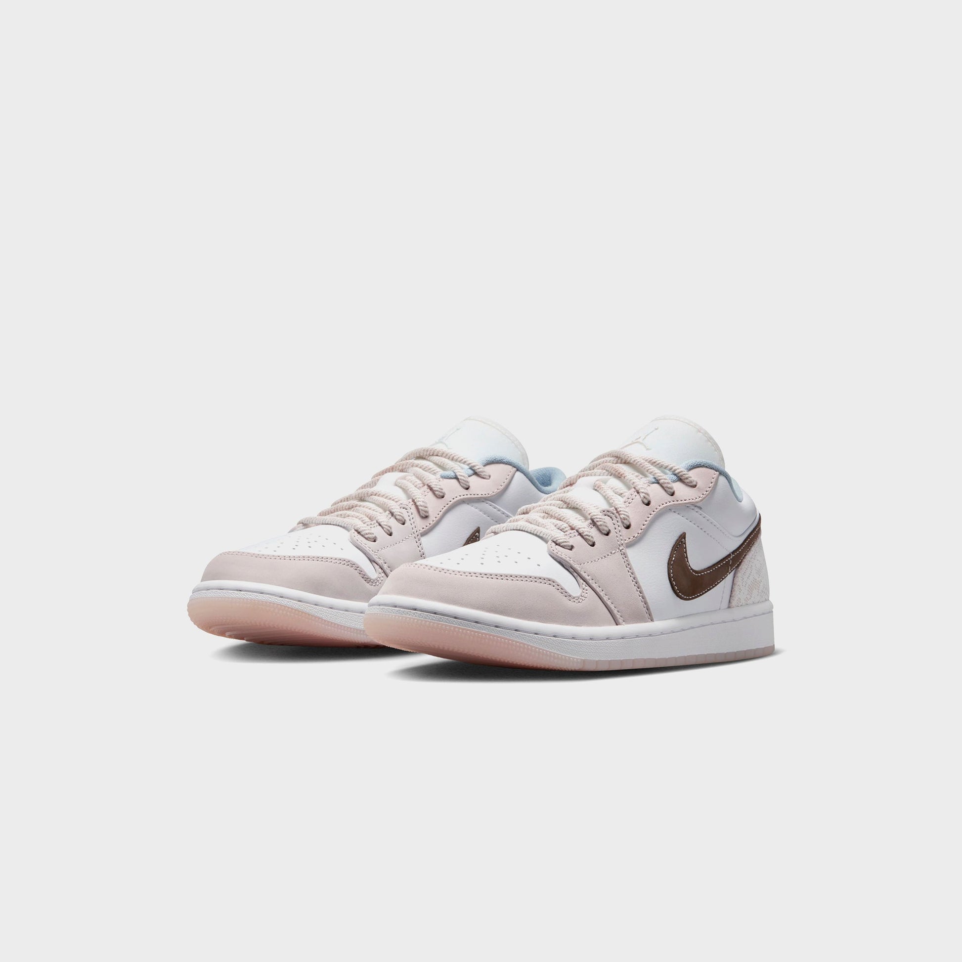 Women Kith Nike WMNS Air Jordan 1 Low - White / Light Soft Pink / Ironstone