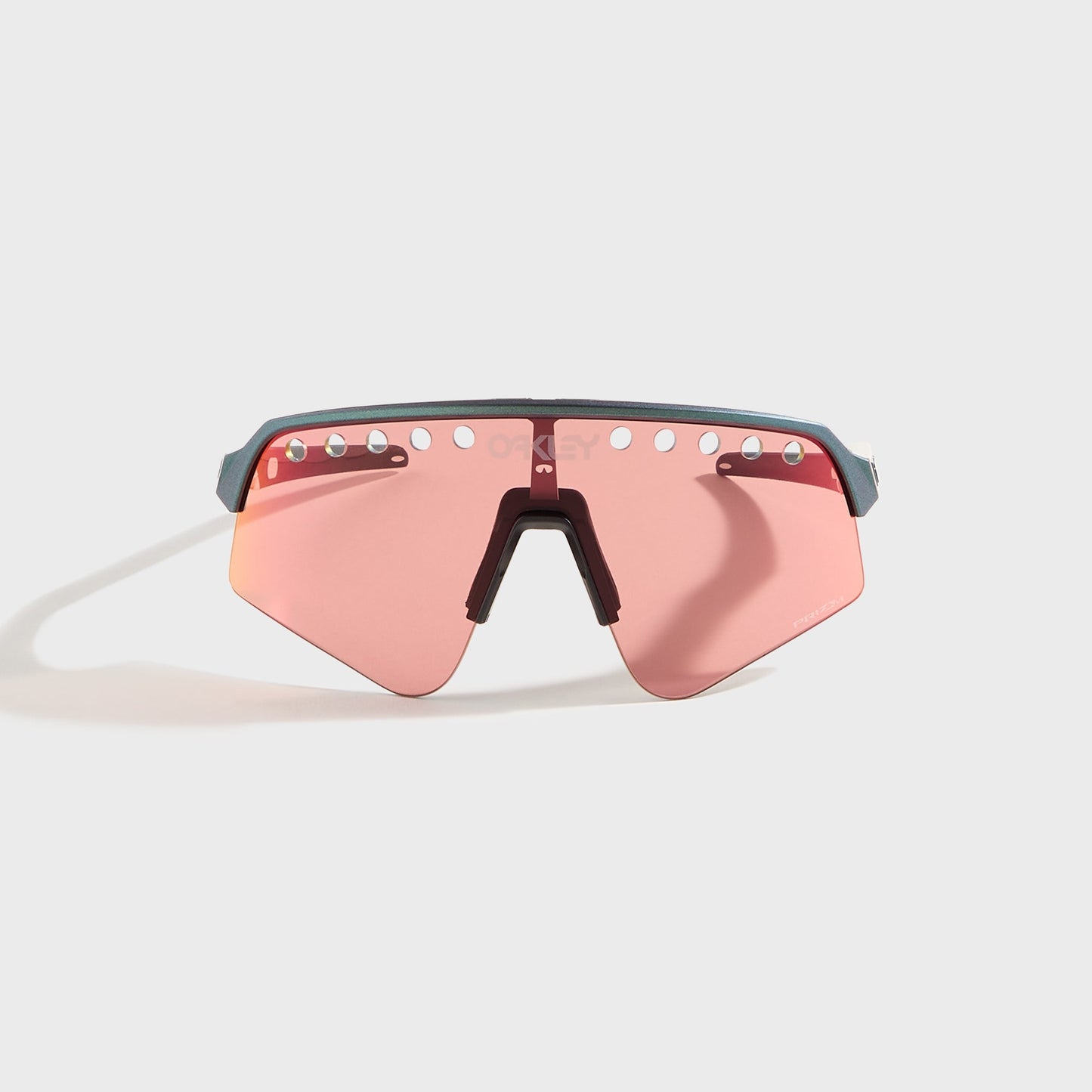 Men Kith Oakley Sutro Lite Sweep - Matte Silver Blue Colorshift / Prizm Trail T
