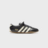 Core Black / Off White / Gold Metallic