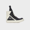 Black / Milk / Milk