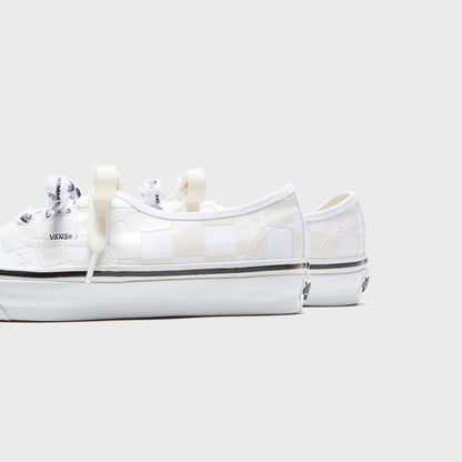 Men Kith VANS x HommeGirls OTW Authentic 44 - Marshmallow