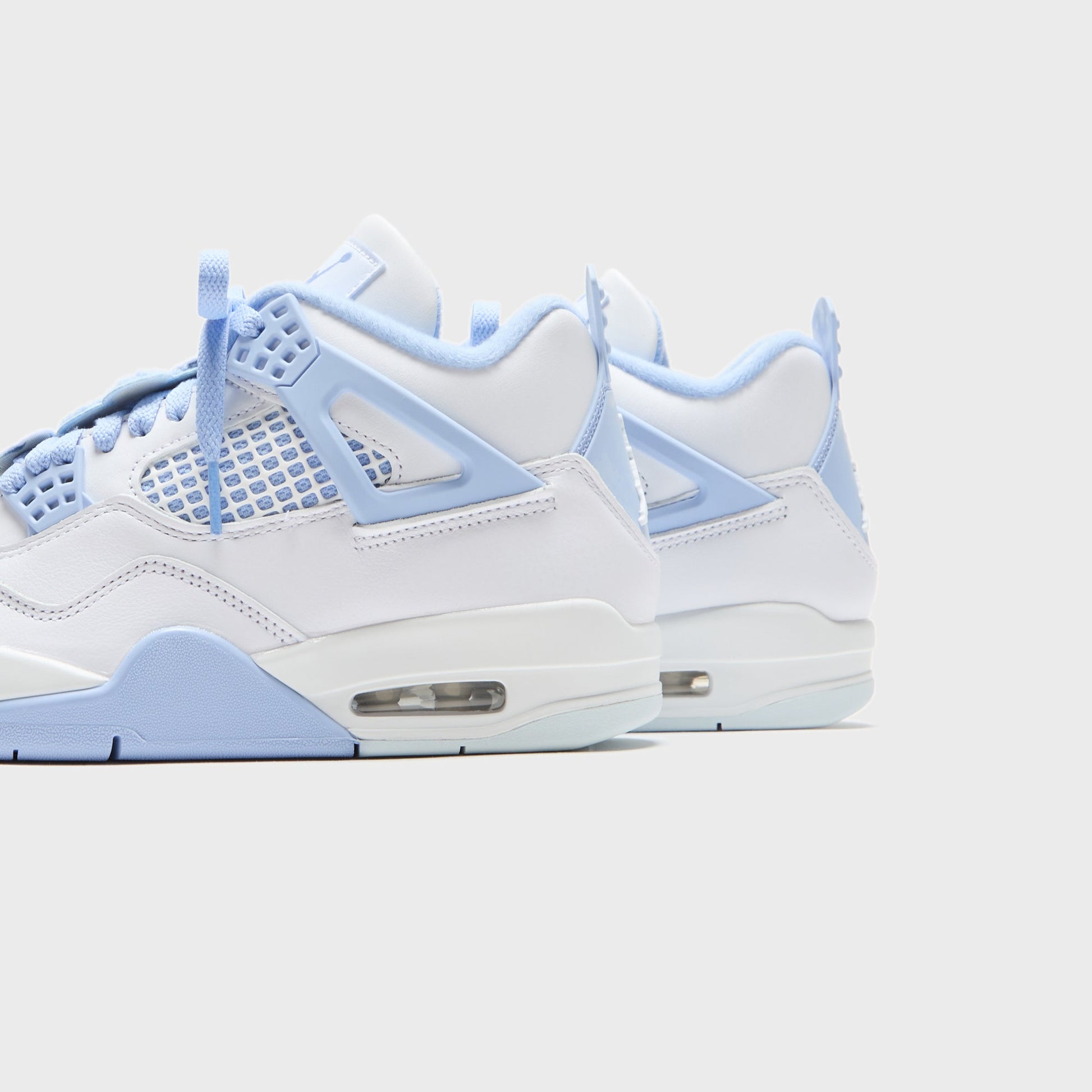 Women Kith Jordan WMNS Air Jordan 4 Retro - White / Aluminum / Blue Tint / Oil Gr