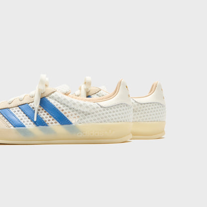 Men Kith adidas Gazelle Indoor - Off White / Focus Blue / Warm Vanilla