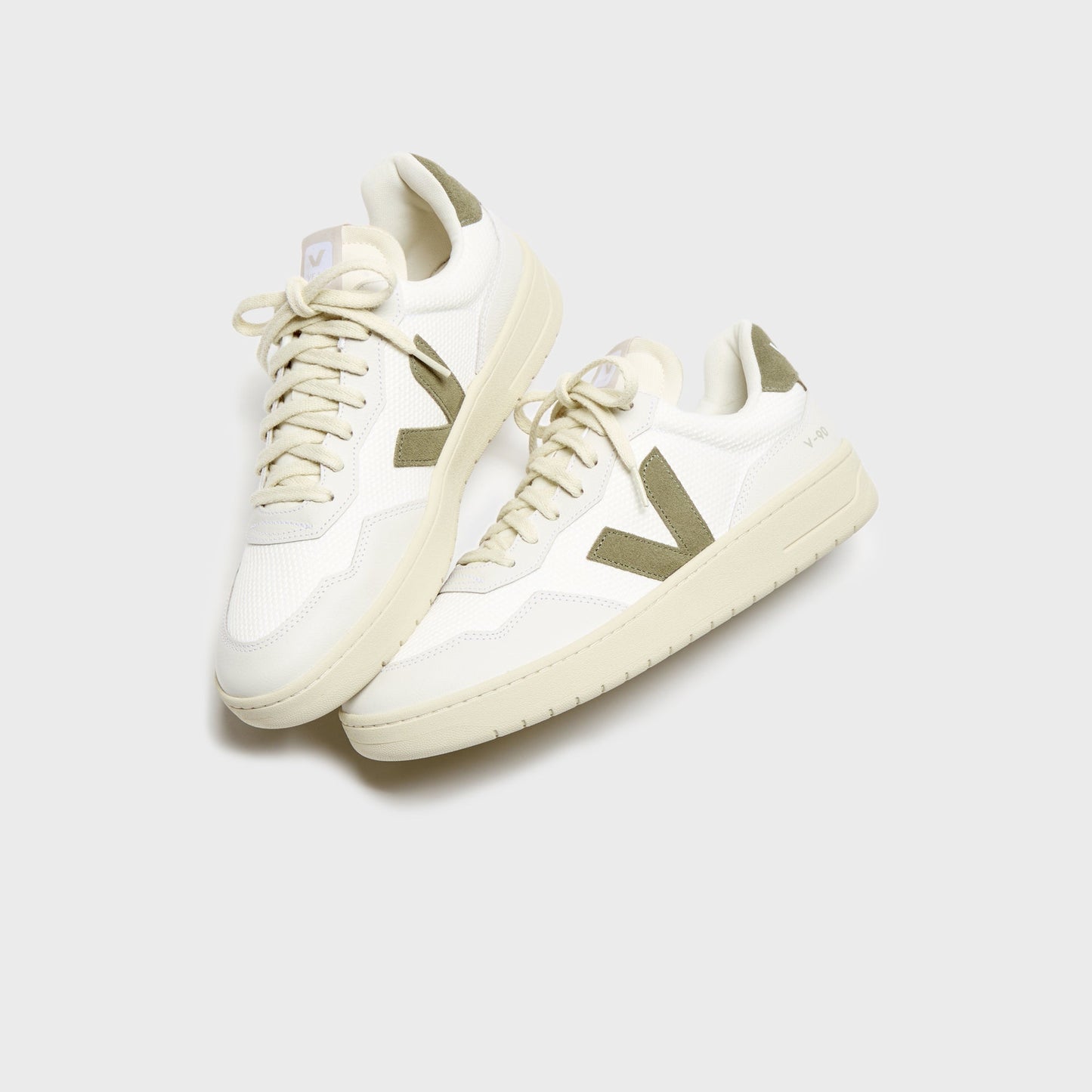 Men Kith Veja V-90 - White / Kaki