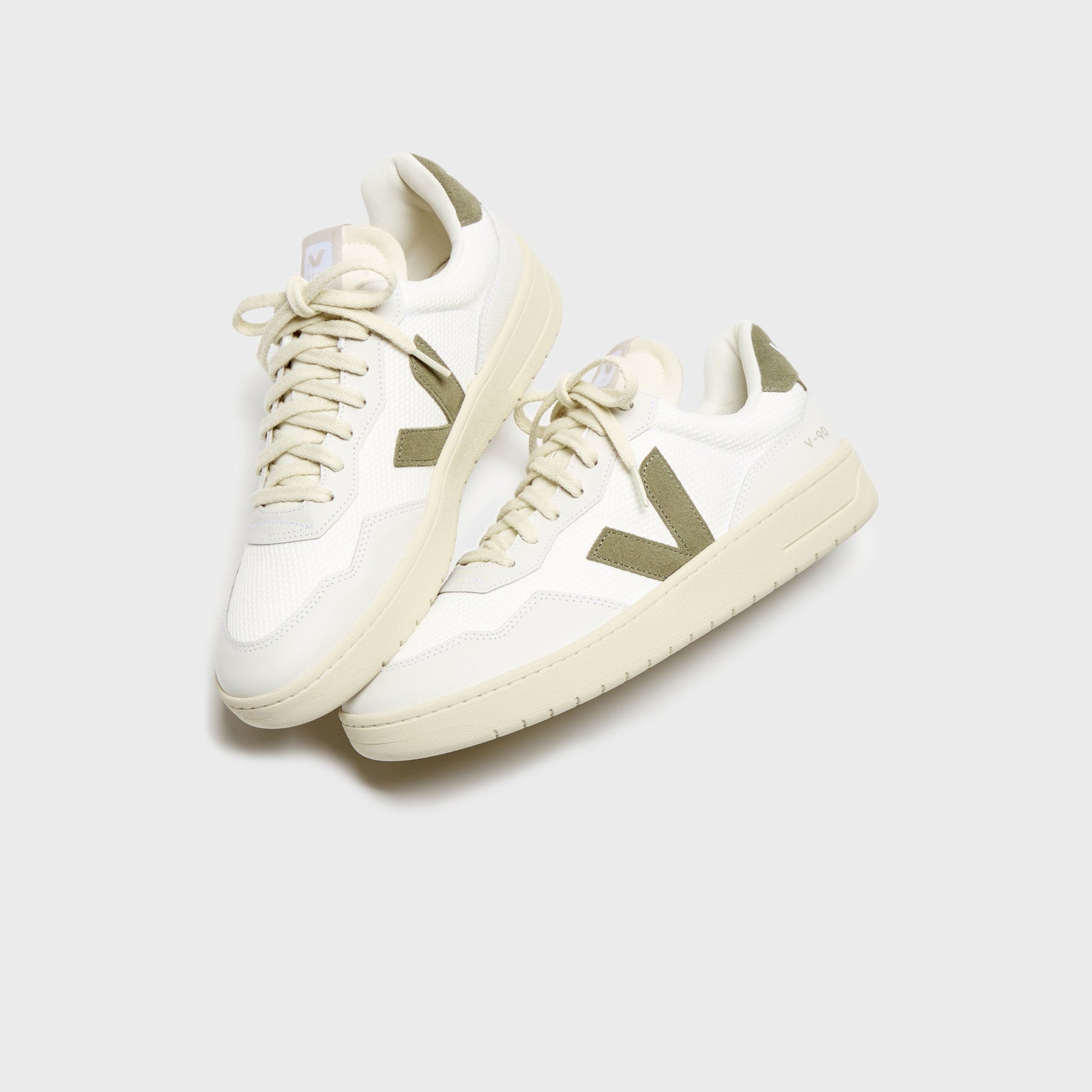 Men Kith Veja V-90 - White / Kaki