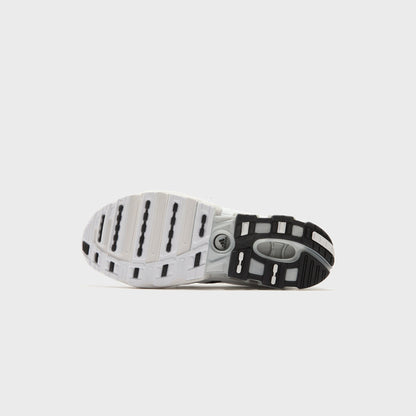 Men Kith adidas Predator Megaride - White / Core Black / Gold Metallic