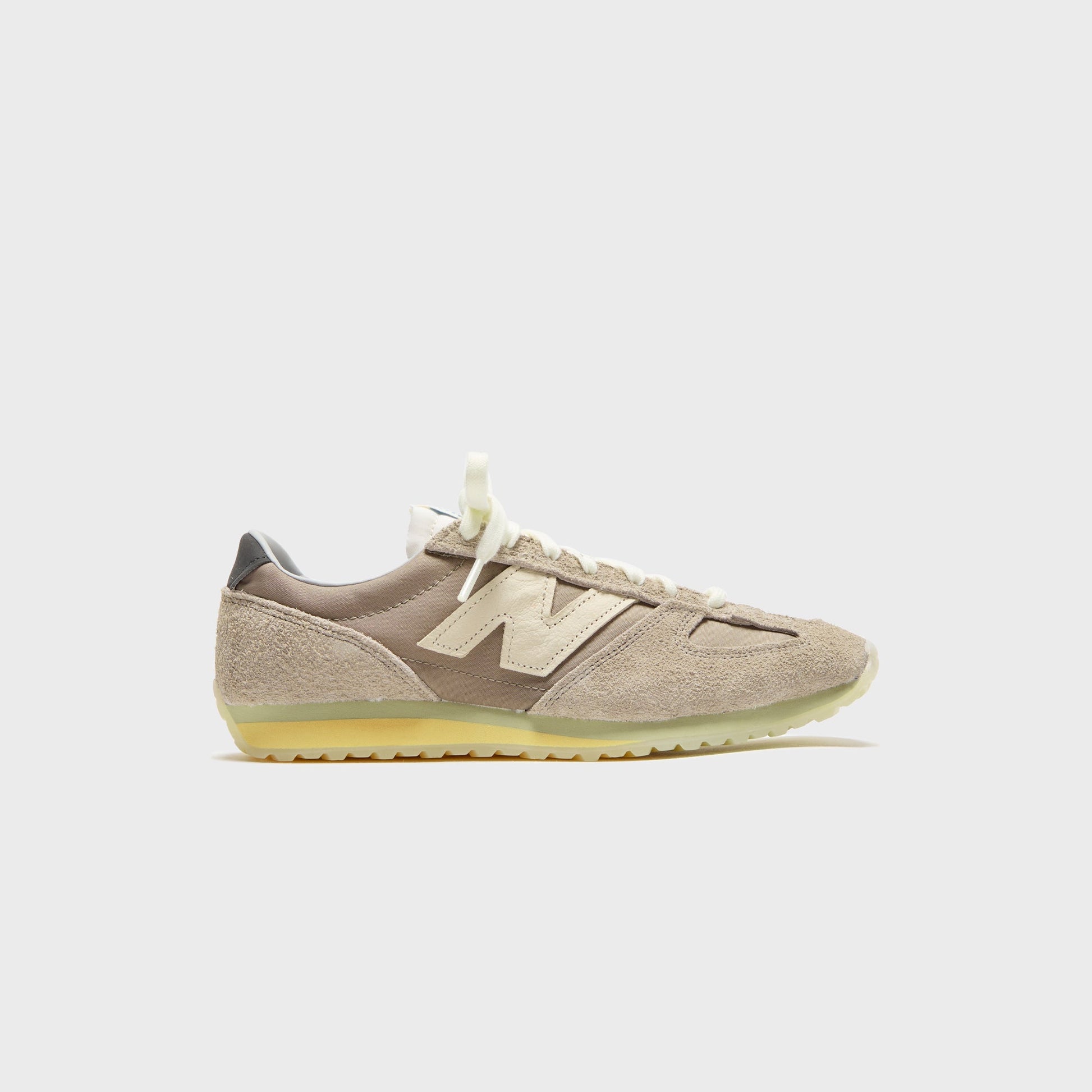 Men Kith New Balance 471 - Arid Stone / Raincloud / Morel