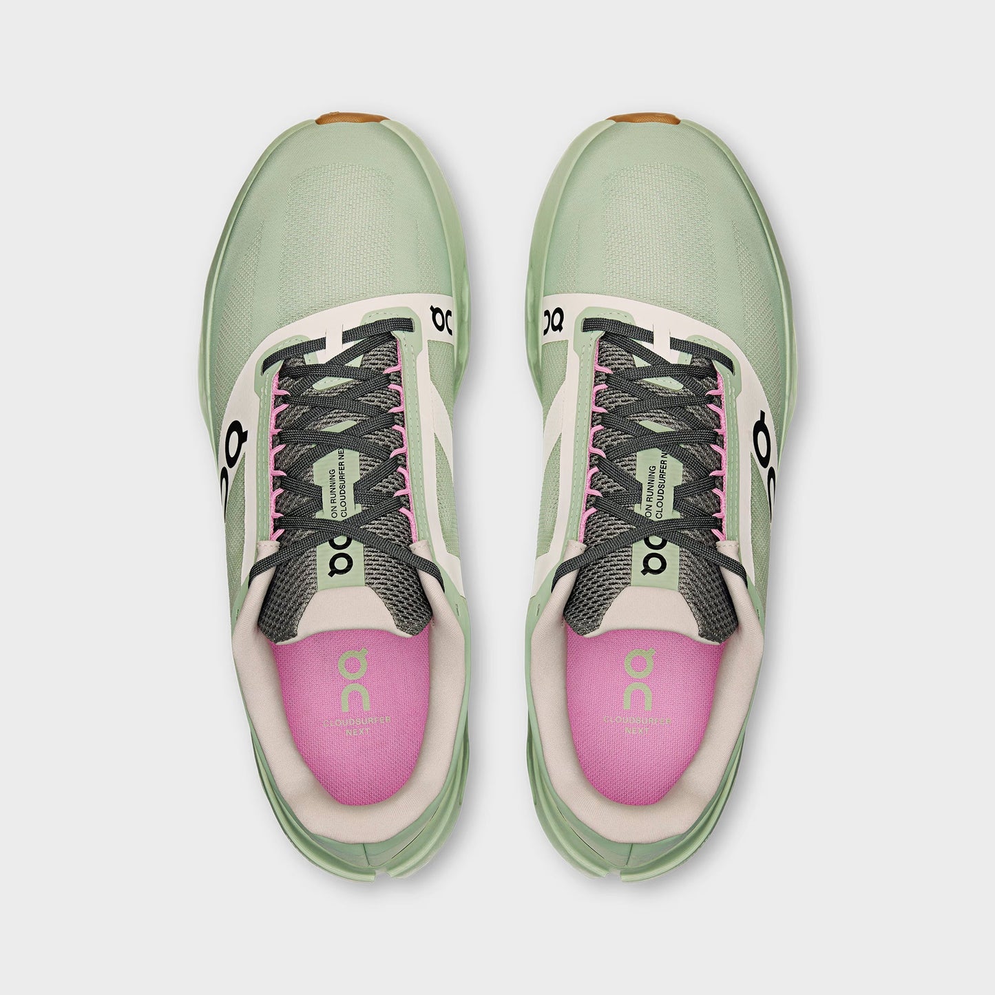 Men Kith On Running Cloudsurfer Next Z5 - Mineral / Almond