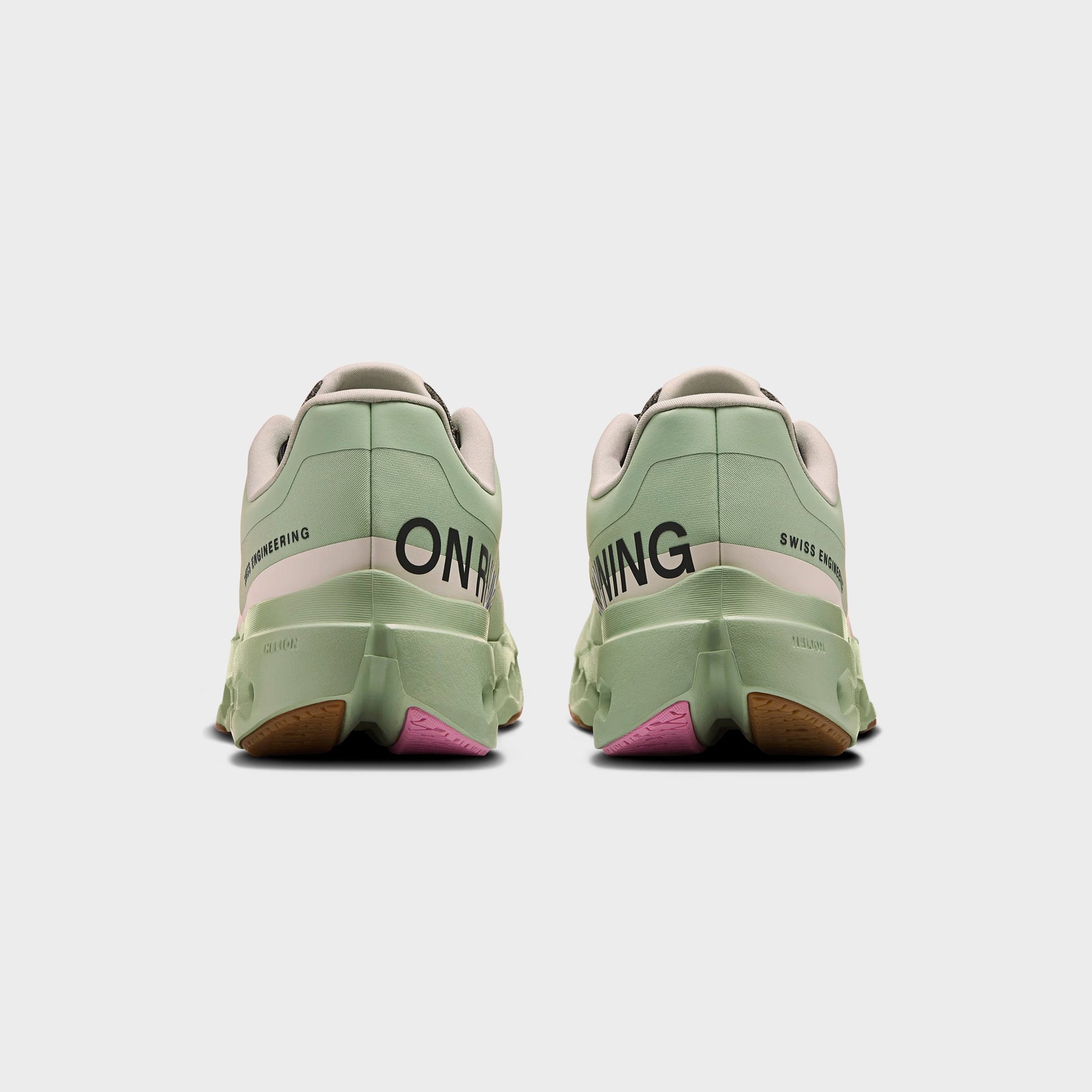 Men Kith On Running Cloudsurfer Next Z5 - Mineral / Almond