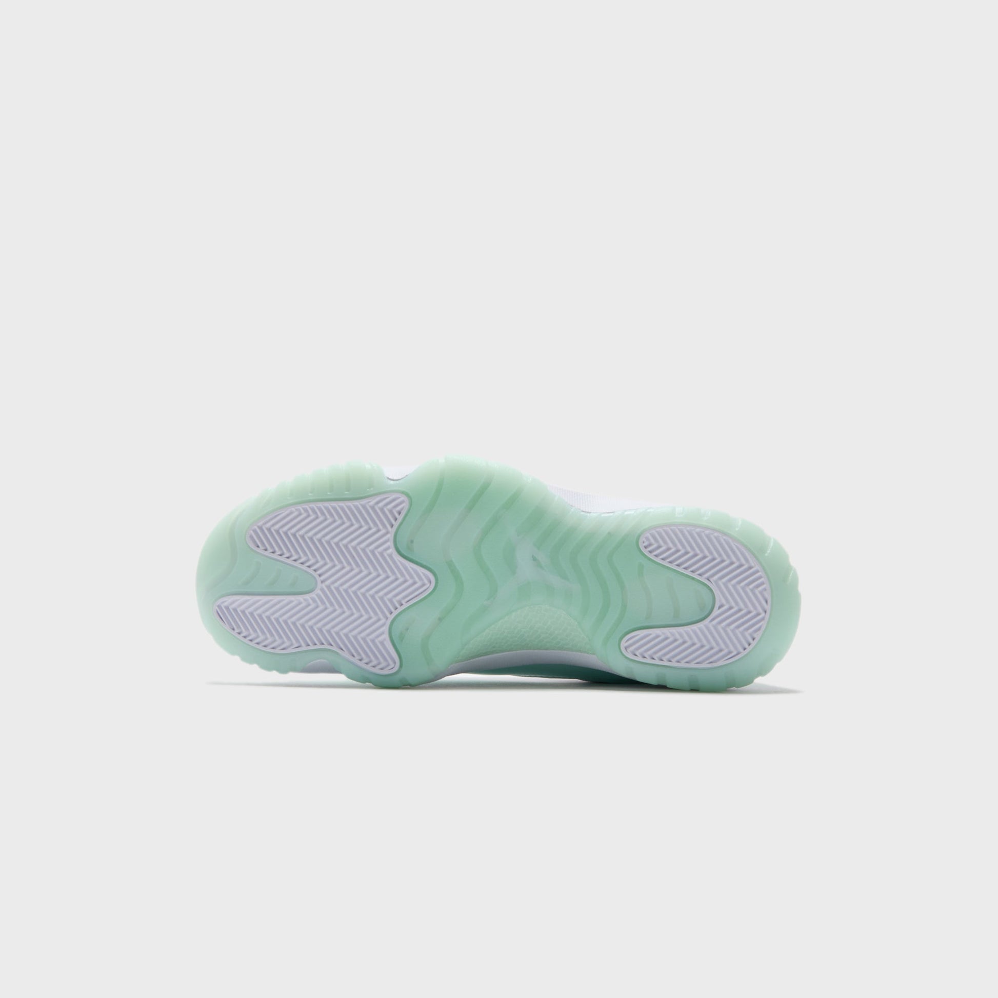 Women Kith Jordan Air Jordan 11 Retro Low - White / Igloo