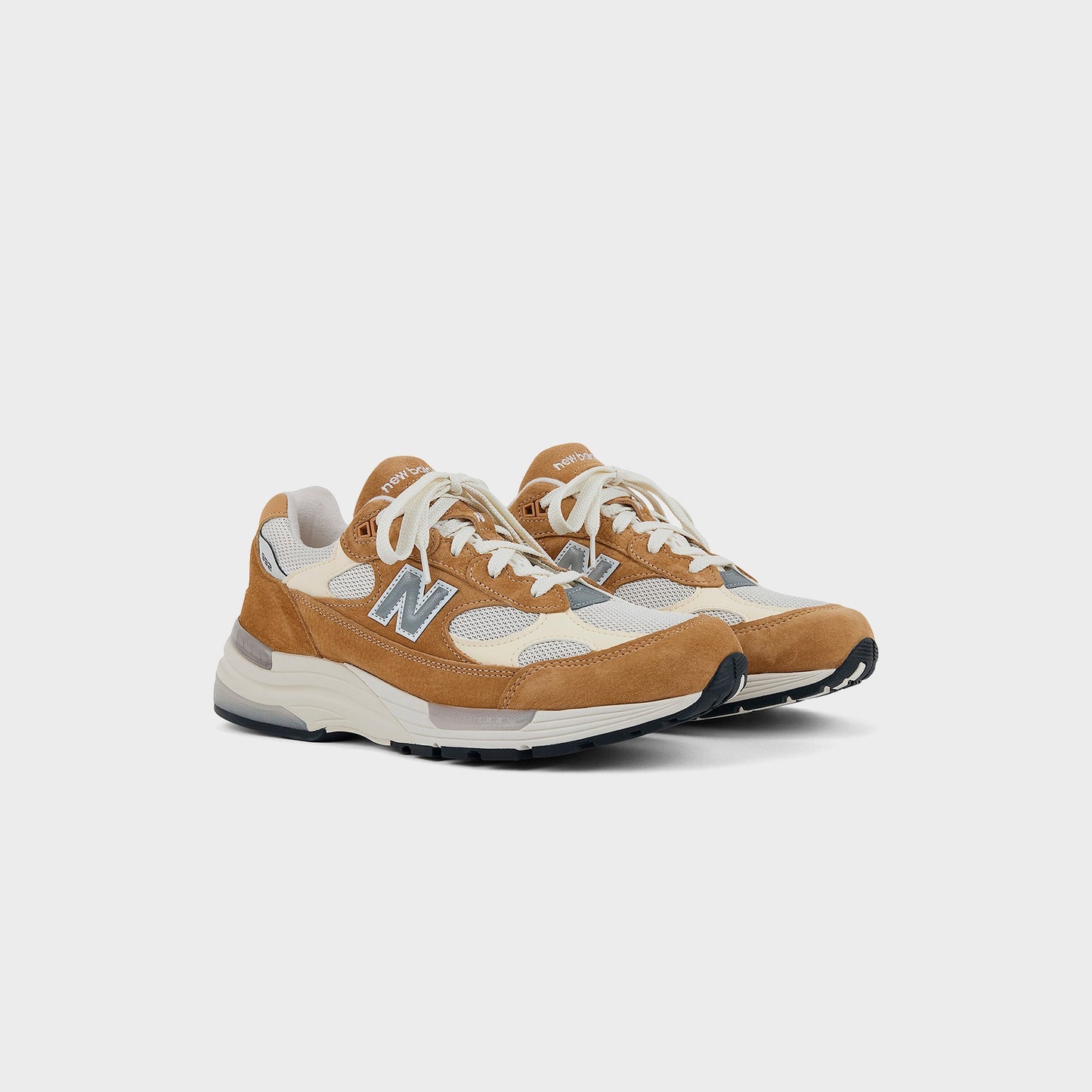 Men Kith New Balance Made in USA 992 - Sweet Caramel / Calcium